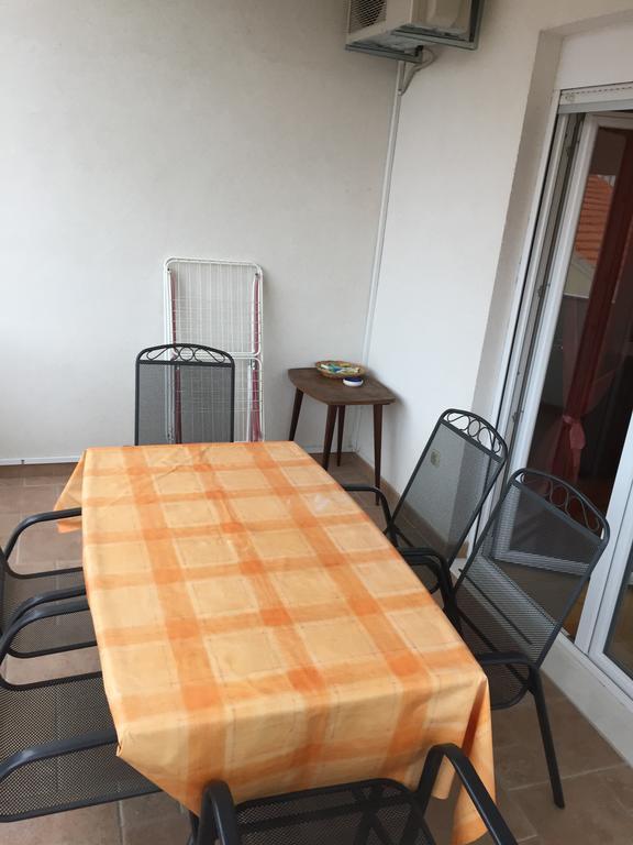 Apartment Jole 希贝尼克 外观 照片
